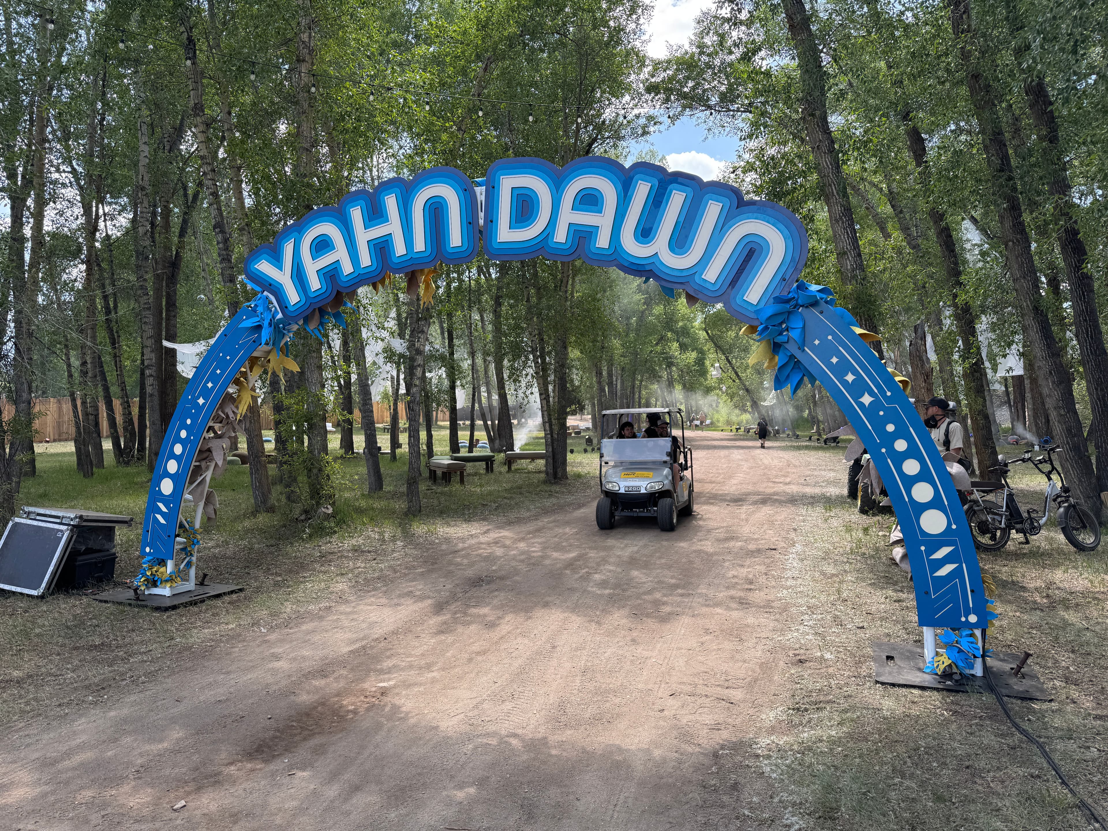 Meadow Creek arch sign — Yahn Dawn stage