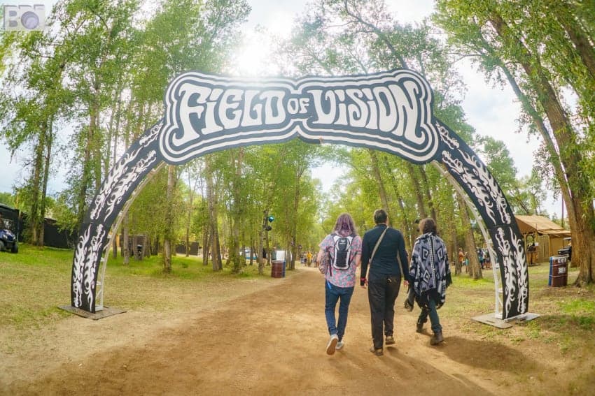 Meadow Creek arch sign — main stage alternate view